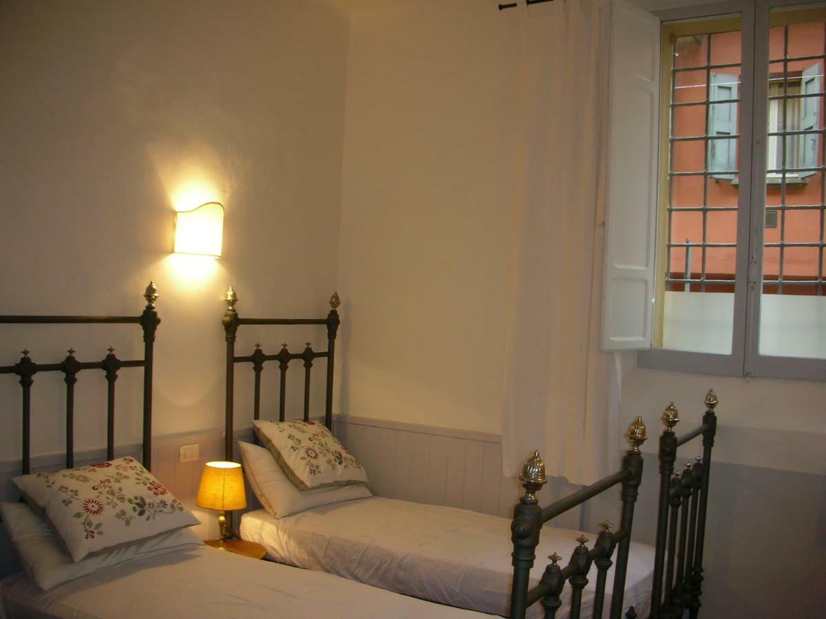 Nice Apartments In Downtown Bologna Luaran gambar